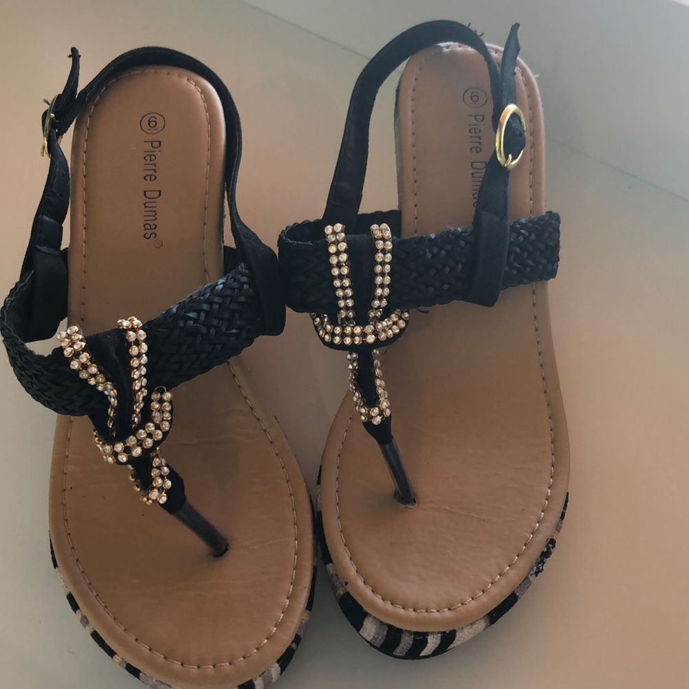 Pierre Dumas Wedge Shoe